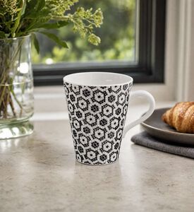 Vista Alegre Calcada Portuguesa Mug, Model View