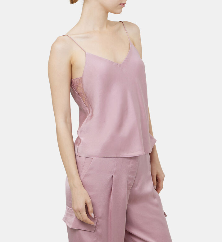 بلوزة كلاريس بأربطة دانتيل