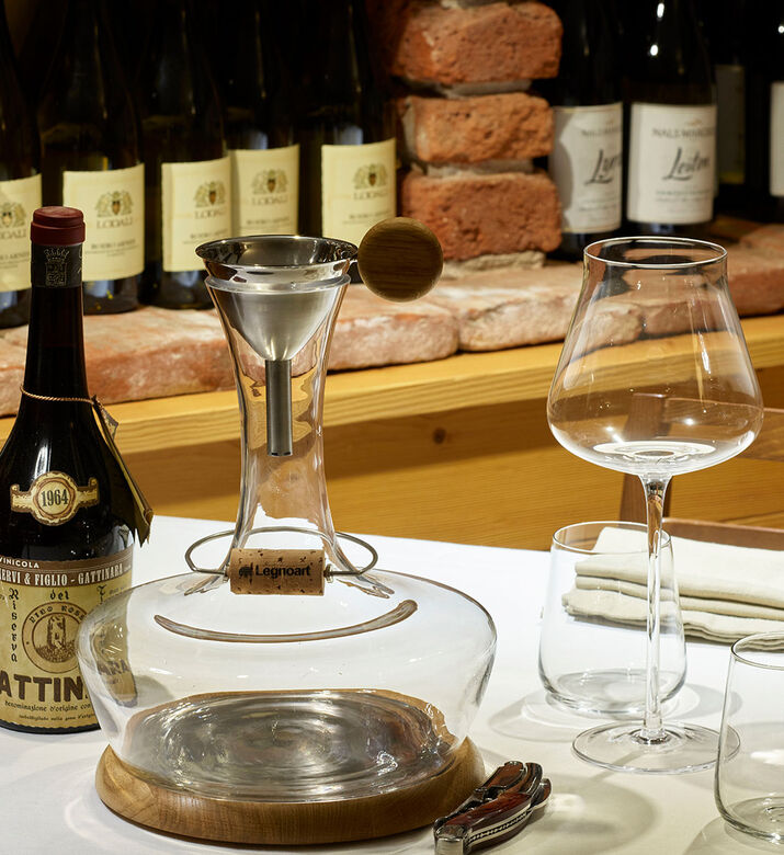 Chateau Du Gout Crystal Decanter
