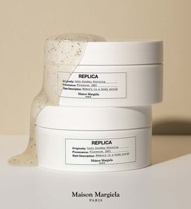 مقشر للجسم ريبليكا لازي مورنينغ