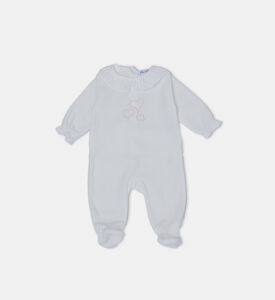 لبس قطعة واحدة بياقة مكشكشة مطرزة بقلوب