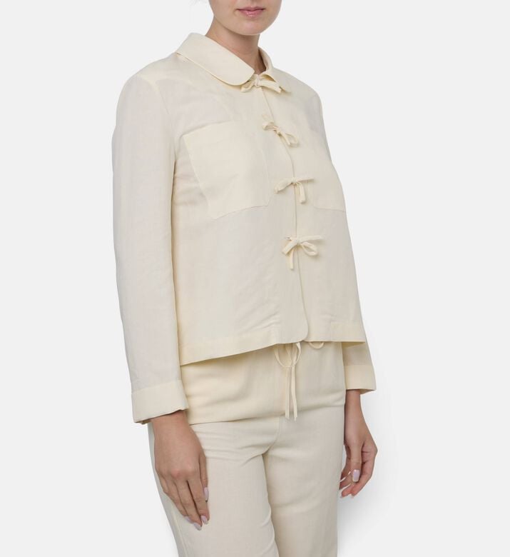 Beatrice B Jack, Model View