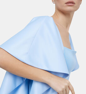 فستان كشكش غير متناسق على الجانبين