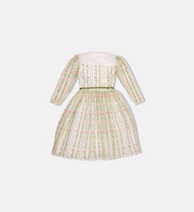 فستان بأكمام طويلة مطرز بأزهار