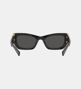 نظارات شمسية بإطار مربع بشعار ذهبي 51