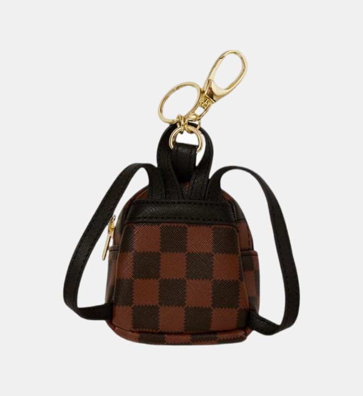 سلسلة مفاتيح شاركس إن باريس