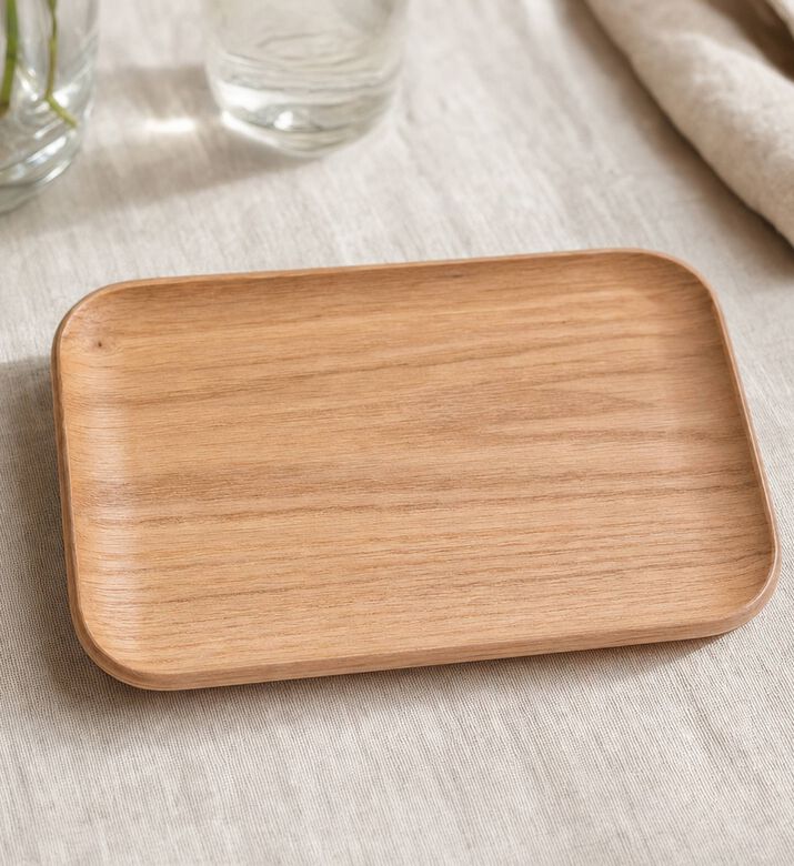 Sagaform Hanna Rectangular Oak Plate, Model View
