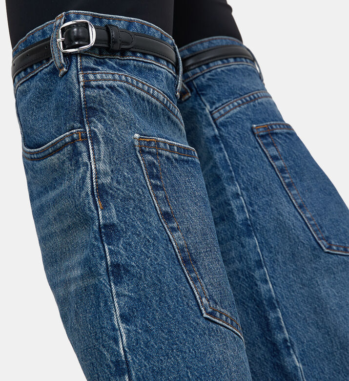 بنطال جينز واسع بخامات متنوعة