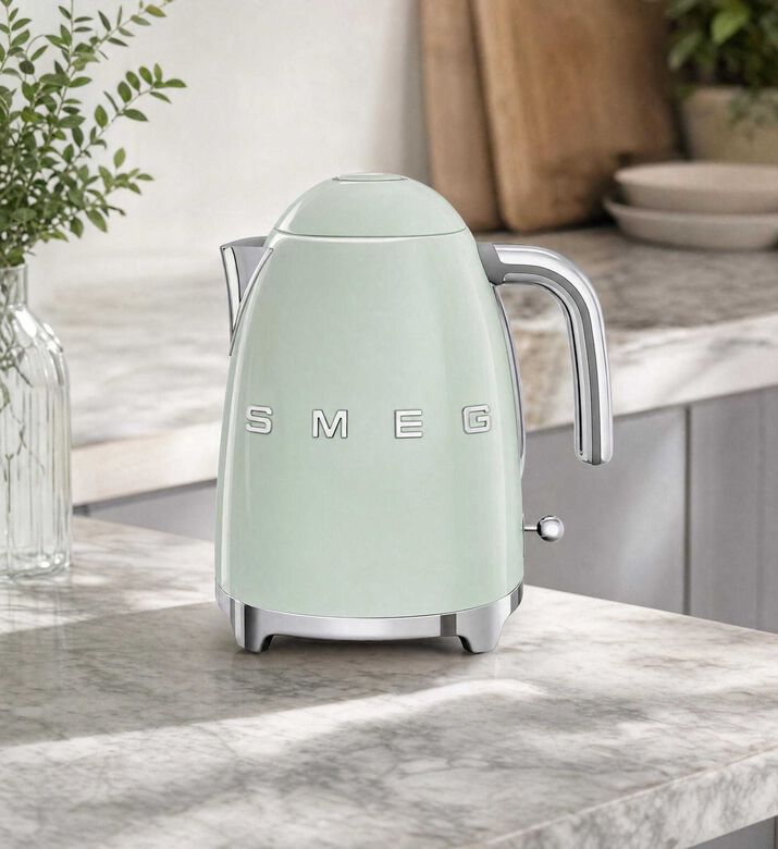 Smeg Standard Stainless Steel Kettle, Light-green, Model View