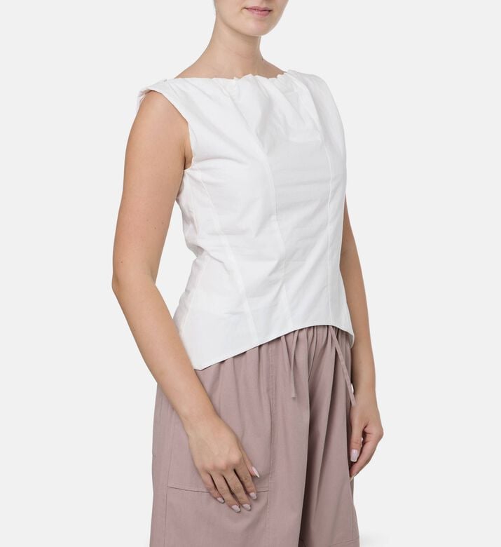 Dawei Round Neck Sleeveless Top, Model View