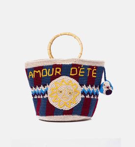 حقيبة يد مصنوعة يدويًا