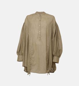 قميص بأكمام منفوشة وصف أزرار