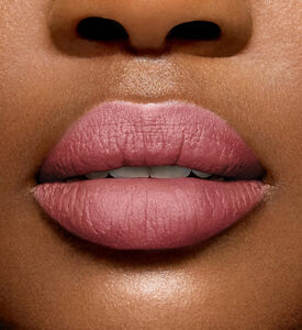 أحمر الشفاه لابسولو روج إنتيمات