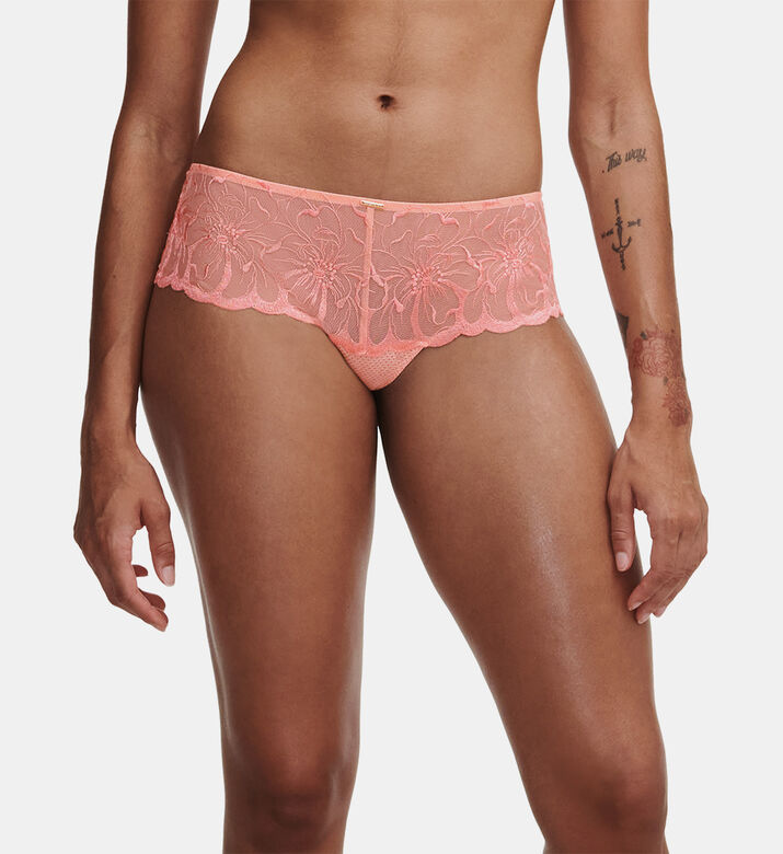 Fleurs Embroidered Shorty