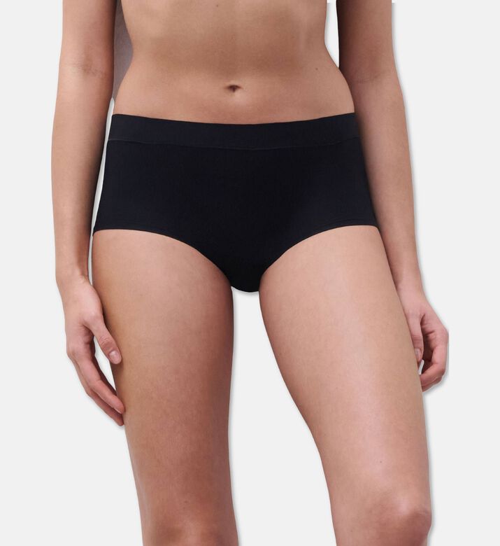 Chantelle Shorty Soft, Black, Model View