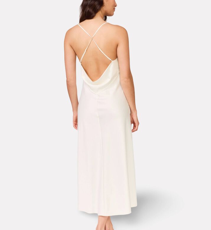 Rya Nightdress Royale, Model View