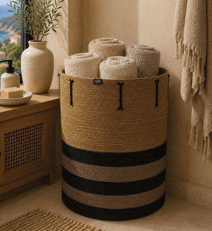 Home Deco and More Bananas Seagrass Basket, Multicolor, 40x50-cm, Packshot View