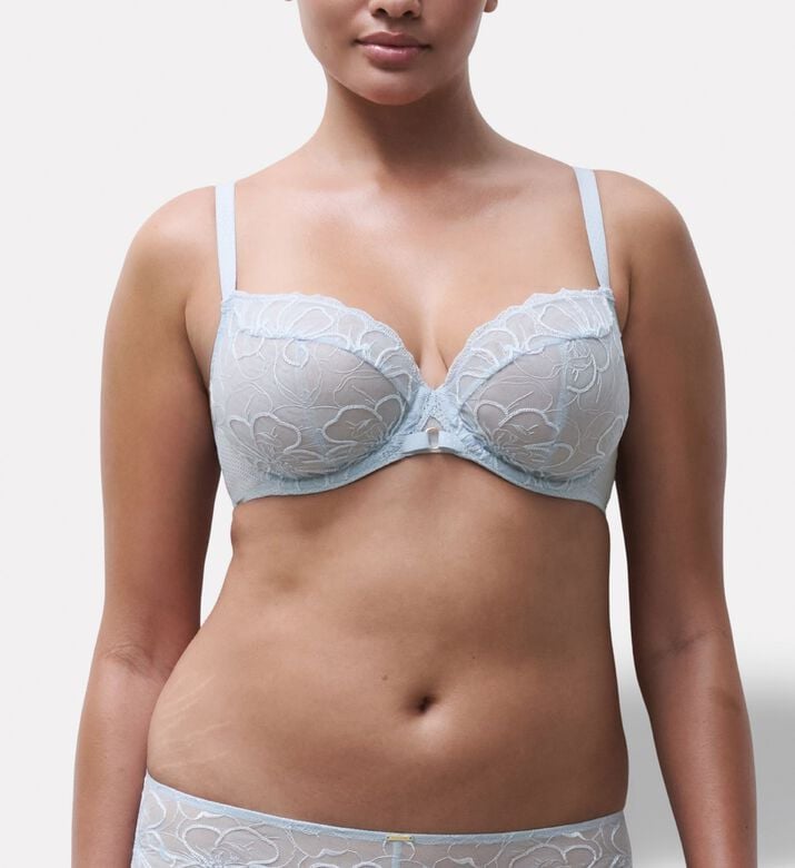 Chantelle Full-coverage Underwire Bra, White, 85, C, Model View