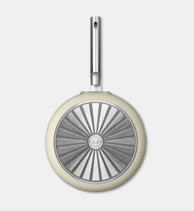 Smeg Ceramic-coated Long Handle Frying Pan, Packshot View