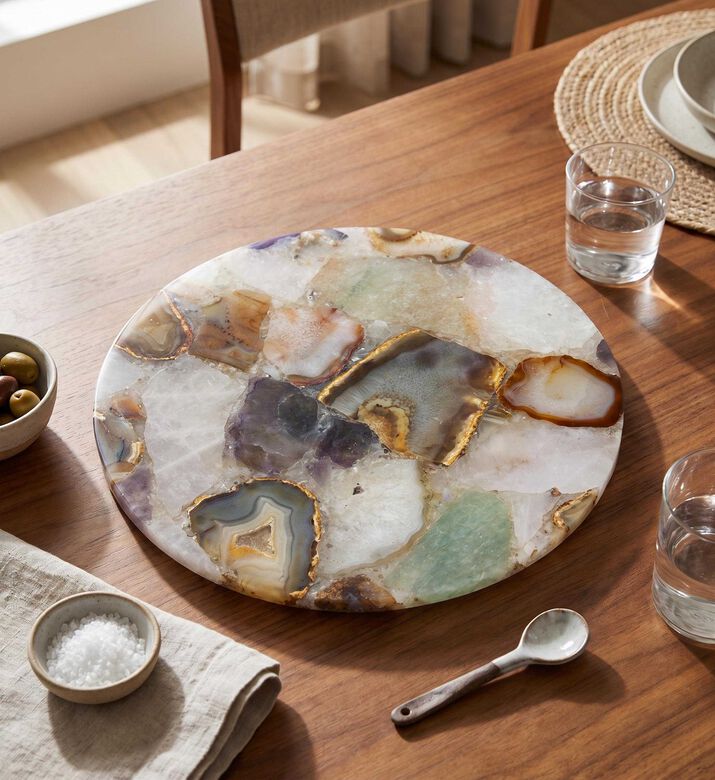 Home Deco and More Agatha Laxy Susan Decorative Plate, Model View