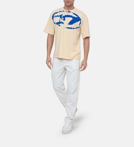 تيشيرت بشعار بارز