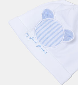 قبعة مطرزة بدب