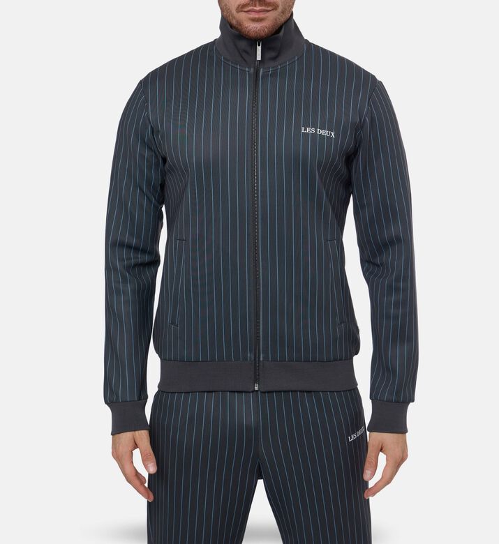 Les Deux Jack Ballier, Model View