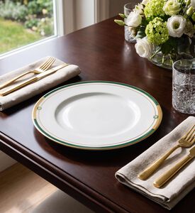 Vista Alegre Emerald Dinner Plate, Model View