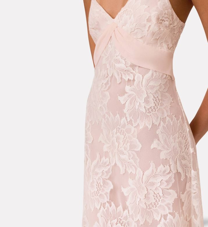 Rya Nightdress Royale, Model View