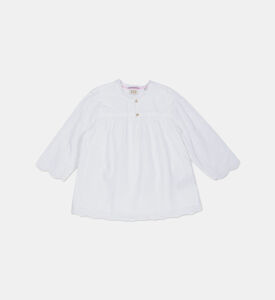 فتاة Broderie Anglaise نجمة الأعلى