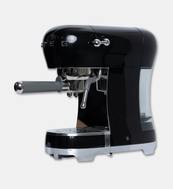 Smeg Pump Espresso Coffee Machine, Packshot View