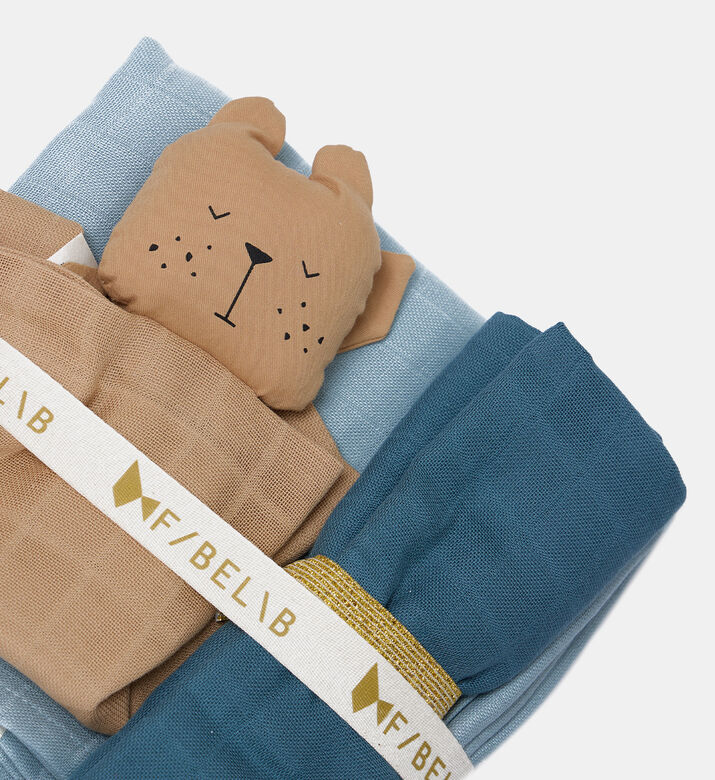 صندوق هدايا للأطفال حديثي الولادة