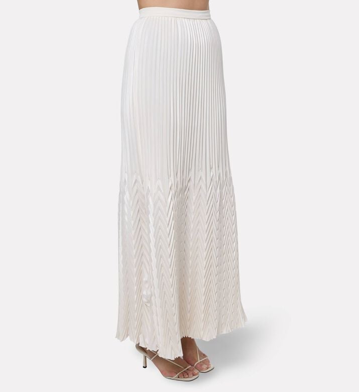 Blue For Burgundy Zigzag Straight-cut Pleated Maxi Skirt, Model View