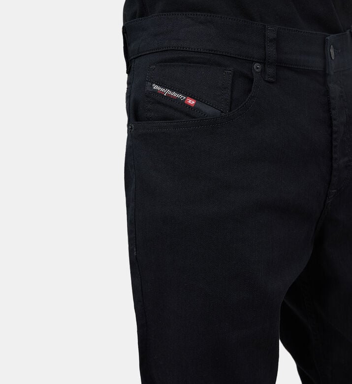 D-fining 2005 069yp Tapered Jeans D-fining 2005 069yp Tapered Jeans