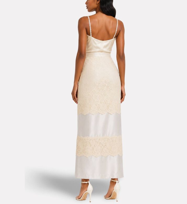 Savanna Top Applique, Model View
