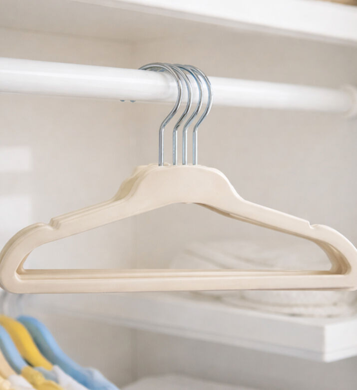 Home Deco and More Velvet Kids Clothes Hanger, Packshot View