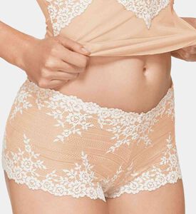 احتضان الدانتيل الصبي قصيرة