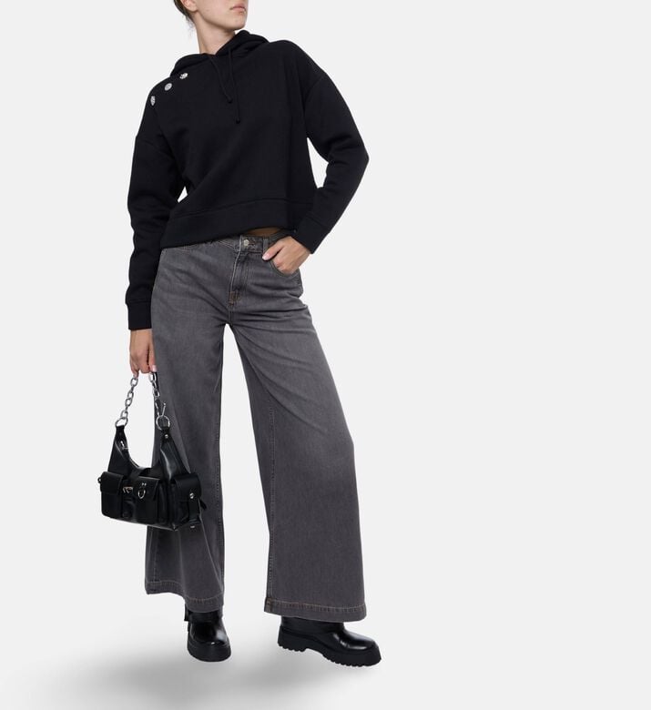 Ba and Sh Jeans Yusc, Model View