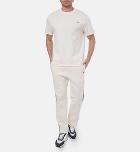 بنطال رياضي يضيق نحو الأسفل