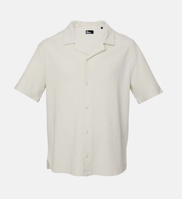 قميص بياقة بطية مزخرفة