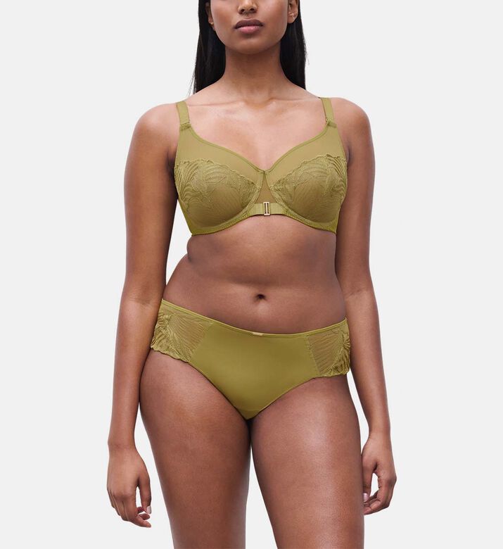 Chantelle Shorty, Green, S, Model View