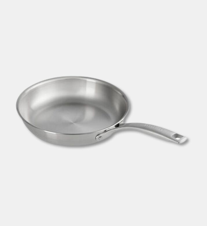 Le Creuset Essential 3-ply Uncoated Frying Pan, Packshot View