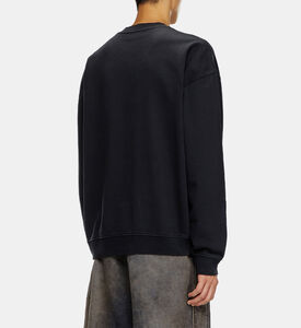 سويت شيرت بشعار العلامة