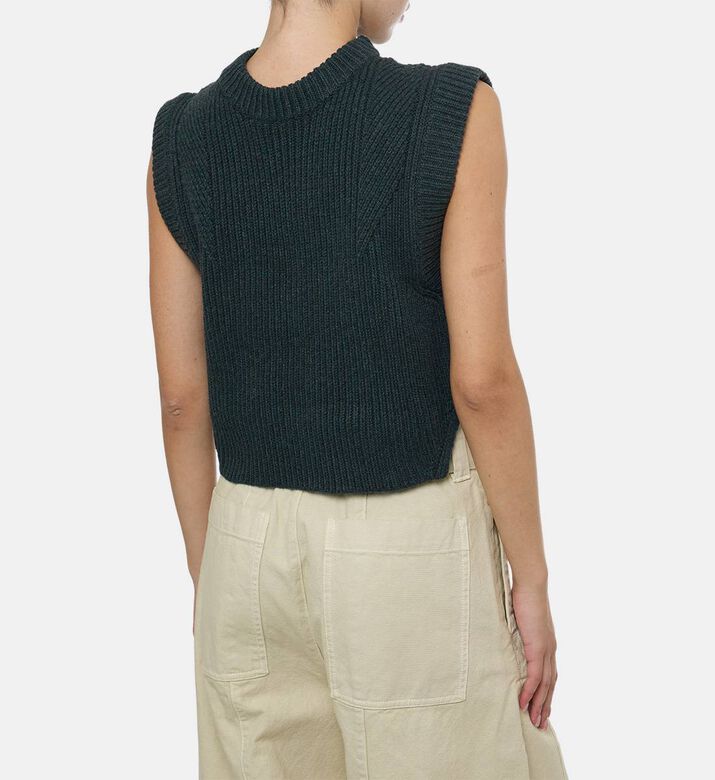 بلوزة ألكي محبوكة بلا أكمام