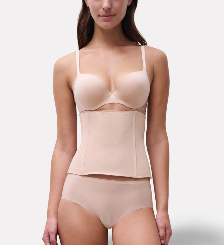 Chantelle Structured Shaping Cincher, Golden-beige, S, Model View