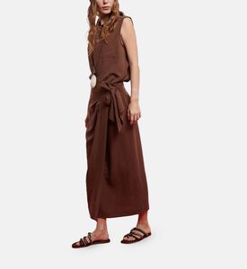 تنورة متوسطة الطول بجيوب مرقعة