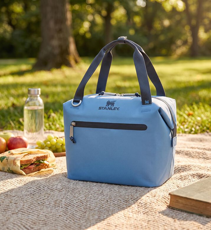 Stanley Mini Soft Cooler Bag, Blue, 7-l, Packshot View